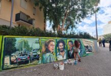Dopo sfregio dei vandali a Bari torna a splendere murale per Falcone